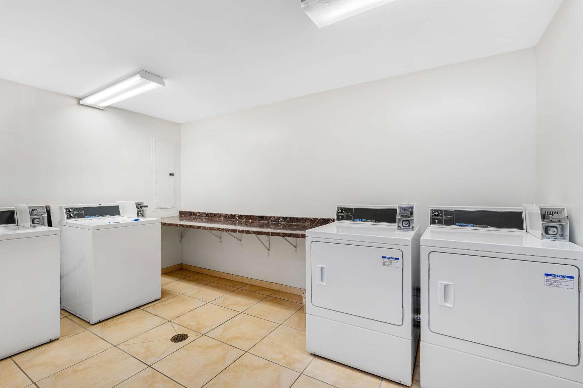 הות'ורן Comfort Inn Cockatoo Near Lax Airport מראה חיצוני תמונה